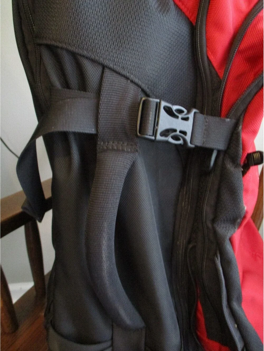 Victorinox E-Motion 360 Rolling Backpack Convertible Luggage Red Black Wear